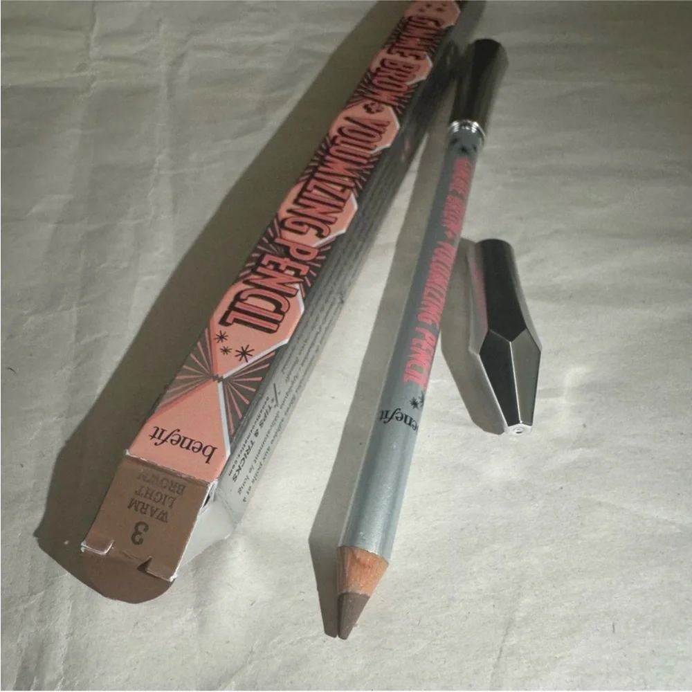 Discontinued Benefits cosmetics gimme brow + volumizing pencil